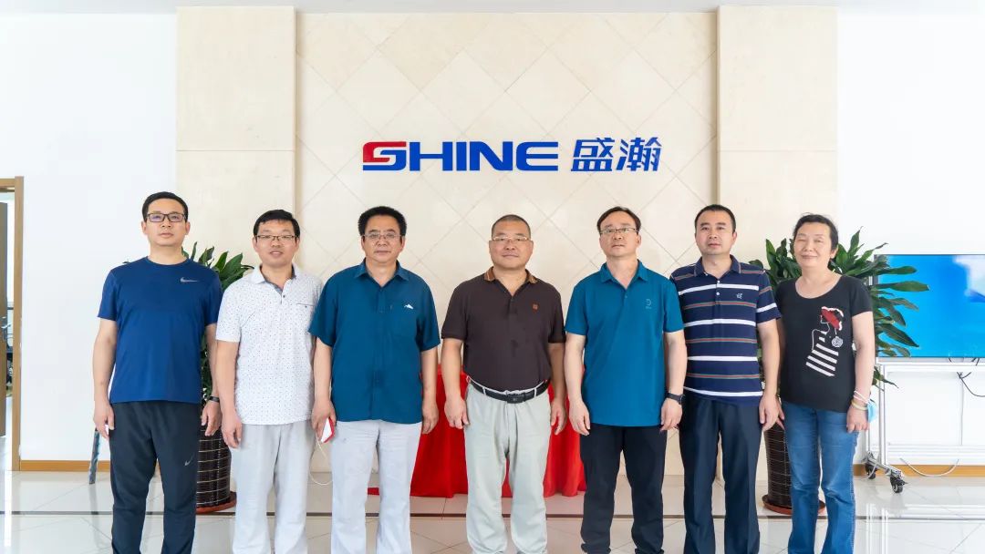 盛瀚色譜與北京衛(wèi)星制造廠簽訂聯合開發(fā)協議！